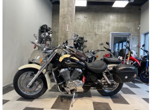 Honda Shadow VT750