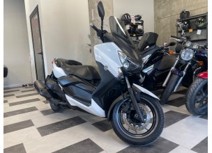 Yamaha Xmax 400