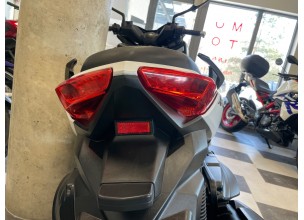 Yamaha Xmax 400