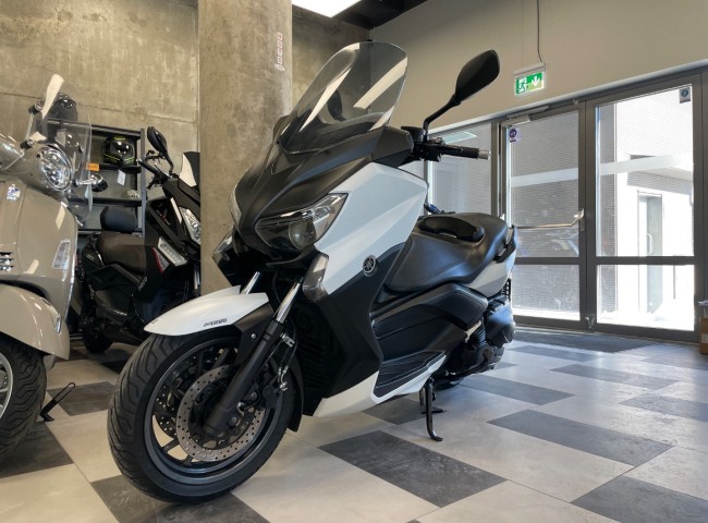 Yamaha Xmax 400