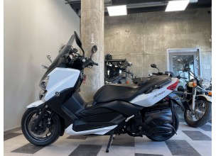 Yamaha Xmax 400