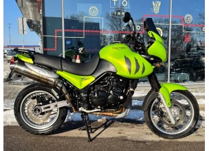 Triumph Tiger 900