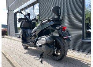 BMW C400X