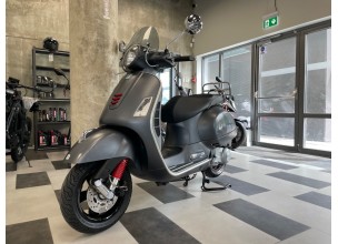 Piaggio Vespa 300 Gts