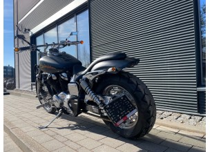 Honda BlackWidow VT750c