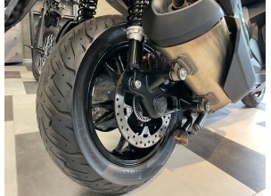 BMW C400X