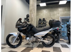 Suzuki Xf650 Freewind