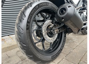 Yamaha XSR125 Abs