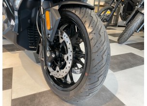 BMW C400X