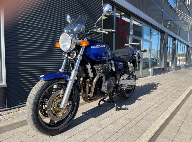 Suzuki Inazuma Gsx750