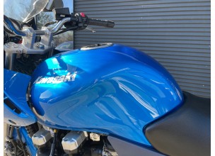 Kawasaki ZR7S