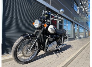 Triumph Boneville T100
