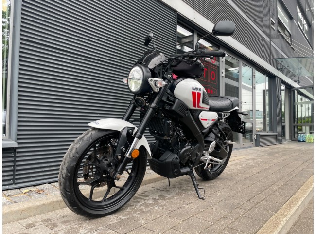 Yamaha XSR125 Abs