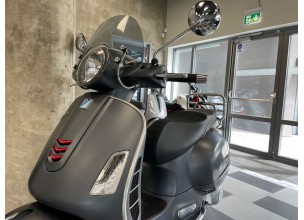 Piaggio Vespa 300 Gts