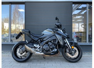 Suzuki GSX-S950