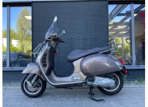 Piaggio Vespa 300 Gts Touring