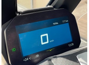 BMW C400X