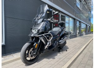 BMW C400X