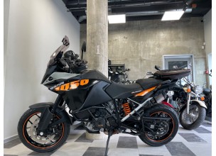 KTM Adventure 1050